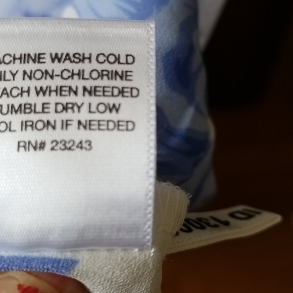 Long sleeve women's blouse - Picture 4 of 5